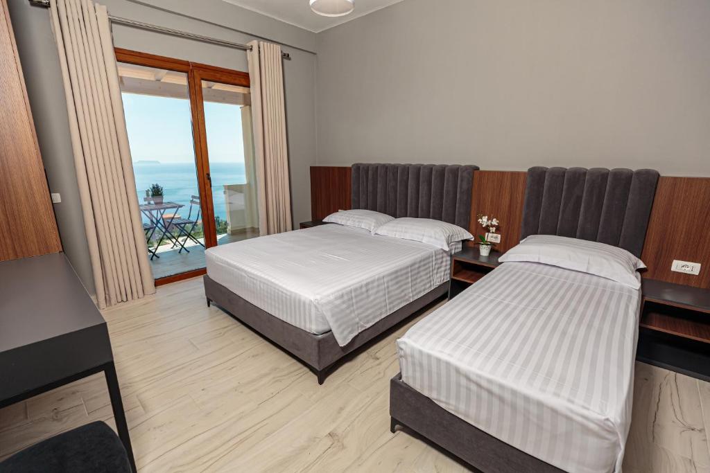   Amare Hotel