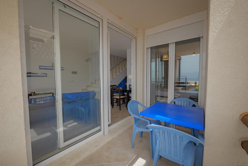 Room Image 1