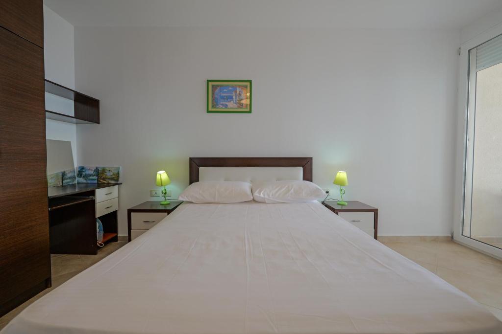 Room Image 1