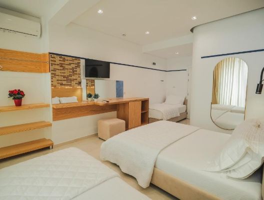 hotel mano